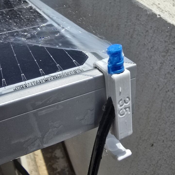 ערכת מתזים לניקוי פאנלים סולאריים עם מחברים